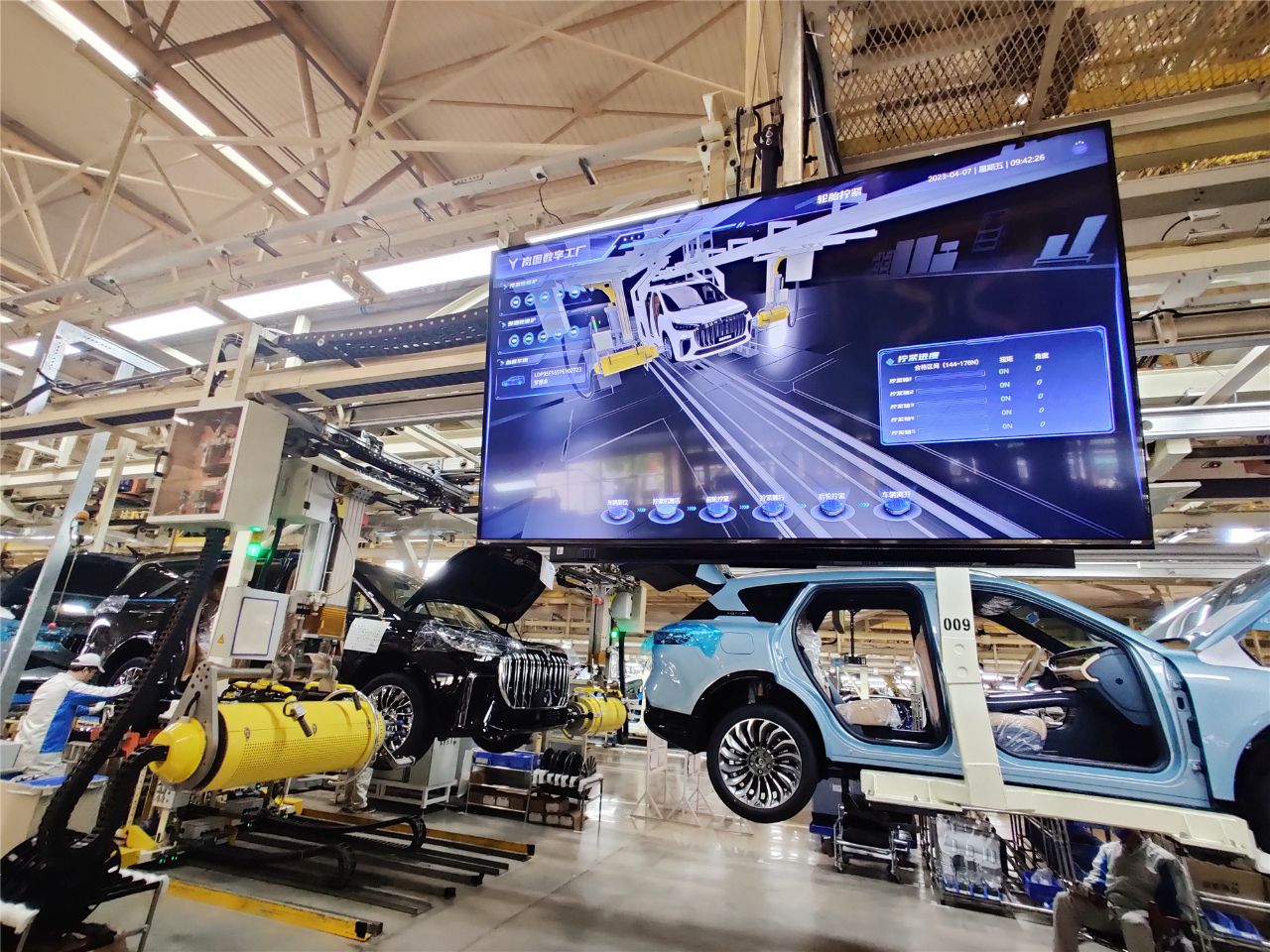 武漢汽車產業加速攀向價值鏈高端，國內外頭部車企研發中心集聚彰顯創新活力